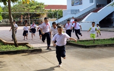 Back to school in Vietnam’s remote Truong Sa archipelago