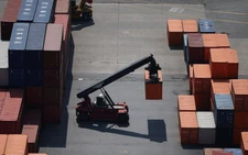 South Korea Dec exports beat forecasts, wraps 2025 at a record