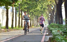 Ho Chi Minh City residents welcome New Year with metro rides, cycling in new lane