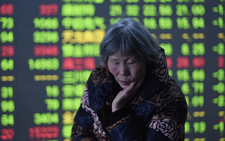 Asia stocks choppy, on track for best month in three years