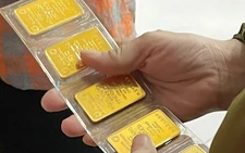 Vietnam SJC gold prices slide $347