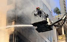 Fire at 7-story home injures man in Hanoi after desperate jump to escape flames
