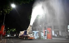 Hanoi steps up dust suppression with misting during dry season