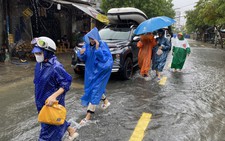 Da Nang allows local authorities to decide school closures amid heavy rain