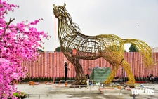 Breakfast @ Tuoi Tre News - February 1