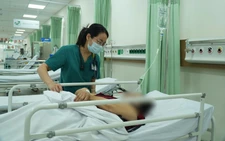 6 hospitalized in Ho Chi Minh City after suspected ‘banh mi’ food poisoning