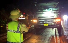 Vietnam police fine 60 drivers in one day for stopping on expressways to sleep, urinate