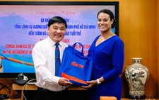 Dutch consul general visits Tuoi Tre, seeks stronger Vietnam cooperation
