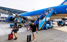 Vietnam airlines plan domestic cuts, raise fuel surcharges as costs climb