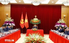 Vietnam seeks deeper cooperation with global firms as supply chains shift