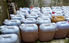 Crowds stockpile fuel in Vietnam’s Dak Lak ahead of price hike