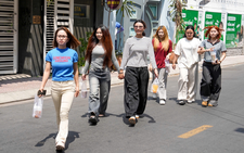 Drinks, ice cream sell like hot cakes in Ho Chi Minh City’s heatwave