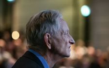 Unregulated AI like speeding with no steering wheel: AI godfather Hinton