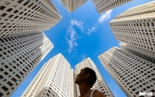 Hanoi apartment prices outpace Ho Chi Minh City as transactions fall: ministry