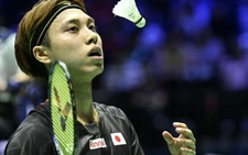 Badminton to trial synthetic shuttlecocks because of feather shortage