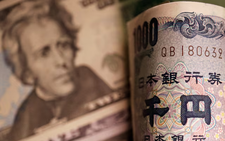 Euro heads for one-week high ahead of ECB policy decision