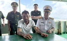Vietnam fisherman survives 96 hours adrift at sea: "I thought of my 2 children"