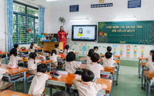 English may become compulsory subject from grade 1 in Vietnam