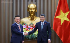 Samsung's exports reach $500 billion, plans expanded R&D investment in Vietnam