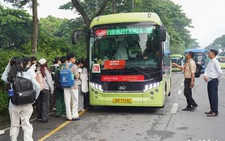 Ho Chi Minh City plans small feeder buses to pick up passengers in alleys