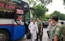 Ho Chi Minh City police provide support for 42 Vietnamese citizens deported from US