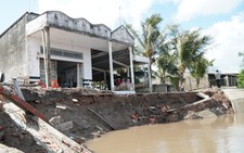 Riverbank erosion engulfs Mekong Delta as El Nino raises drought fears