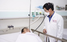 Vietnamese doctors save man comatose for two days over methanol poisoning