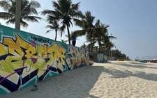 Da Nang beach defaced by graffiti