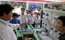 Cần 2.200 công nhân may mặc và công nhân kỹ thuật