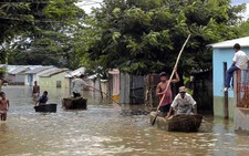 Gần 2.000 người thiệt mạng do lũ lụt ở CH Dominica và Haiti
