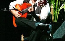 Nghệ sĩ guitar Paco De Lucia được trao giải Asturias