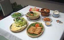 Nhiều món ăn ngon sẵn sàng cho khách Nhật