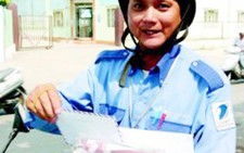 Người đưa hơn 1.000 lá thư ngày