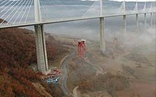 Pháp khánh thành cây cầu cao nhất thế giới