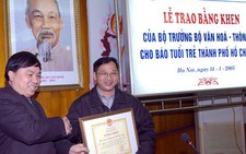 Báo Tuổi Trẻ nhận bằng khen về hoạt động ủng hộ nạn nhân chất độc da cam
