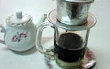 Thú ngồi quán vỉa hè