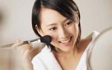 Bạn có biết đánh phấn hồng đúng cách?