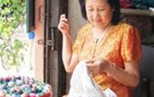 Vá quần áo thời hàng hiệu