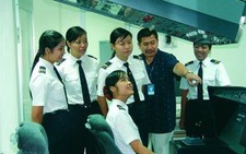 Nữ phi công đầu tiên của VN
