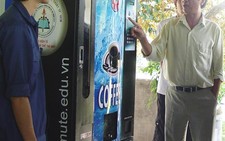 Máy bán hàng tự động 