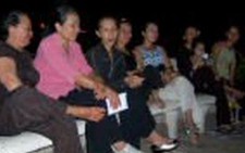 Bóng đêm và những người 