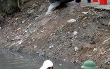 Nhọc nhằn công nhân thoát nước