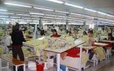 Dệt may cần hạn chế nhận đơn hàng gia công lại