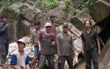 Thoát khỏi ác mộng vàng
