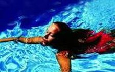 Các bệnh về tai do bơi lội