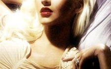 Christina Aguilera: ba năm làm một album