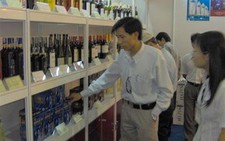 Năm doanh nghiệp được trao giải cúp vàng Vietfood 2006