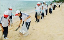 Làm sạch bãi biển
