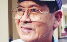 Nhà văn Lê Văn Thảo nhận giải thưởng văn học ASEAN 2006