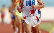 Giải Marathon lớn nhất hành tinh: Nguyễn Chí Đông về nhì chặng 1